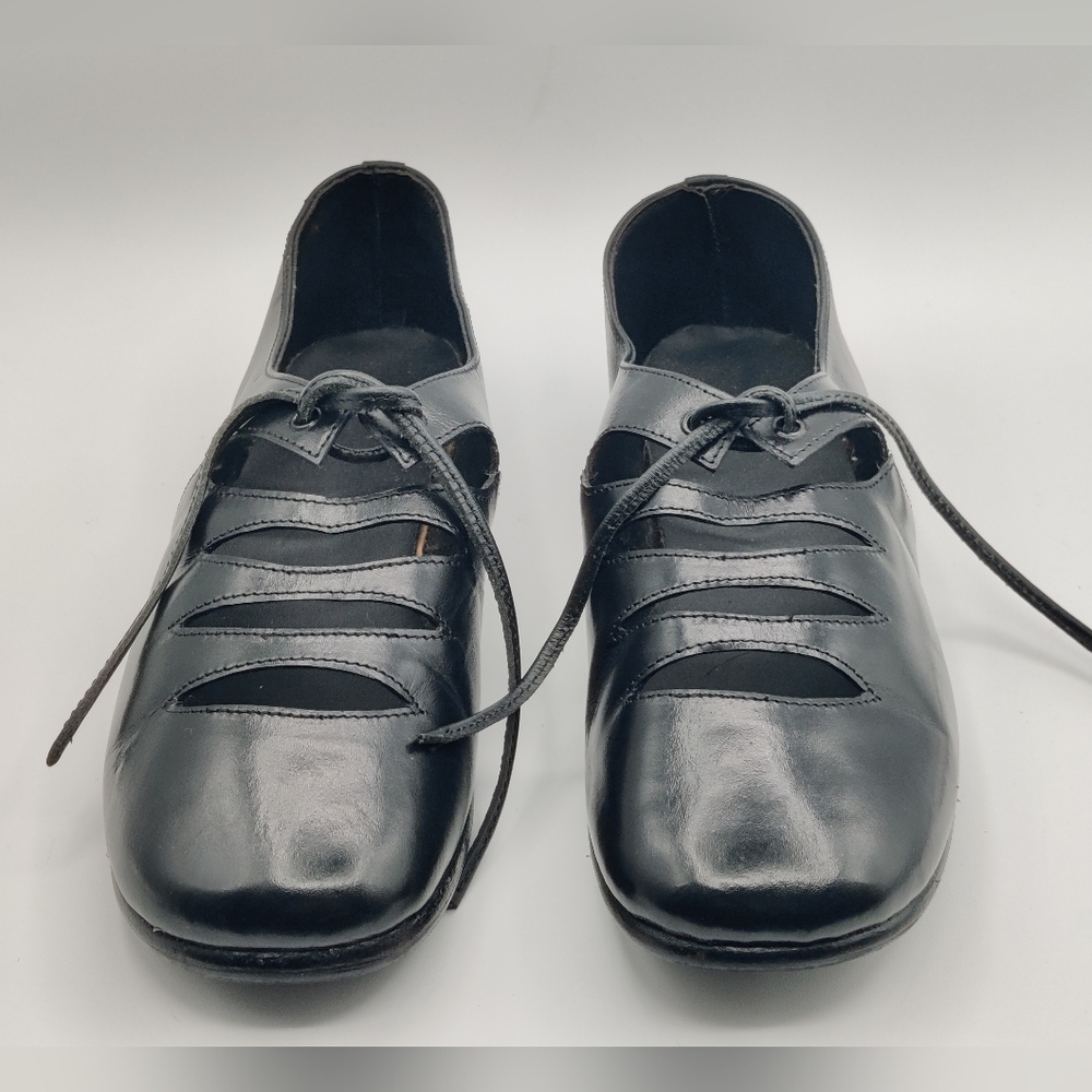 Scottish style dance shoes
